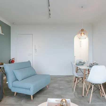 Huswell - Modern With Seaview And Parking Apartment Blankenberge
